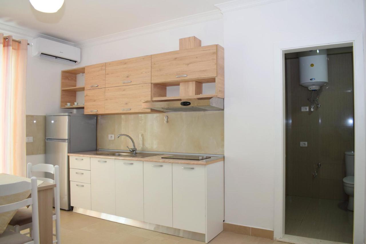 Best Summer Apartment Golem  Exterior foto