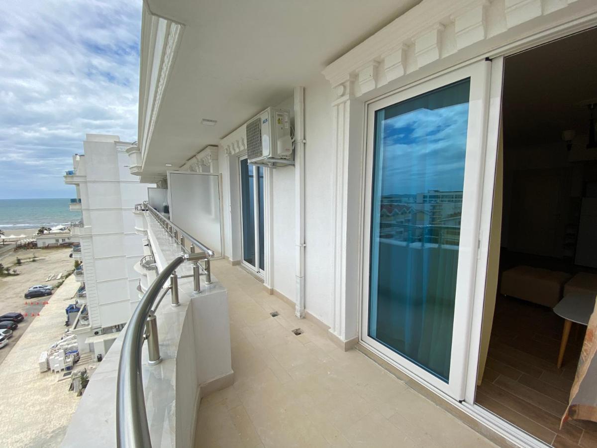 Best Summer Apartment Golem  Exterior foto